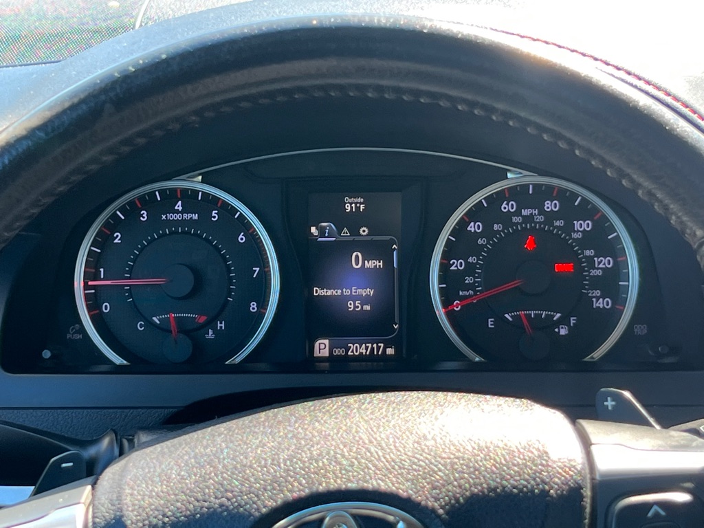 Photo 13 of this TOYOTA CAMRY
