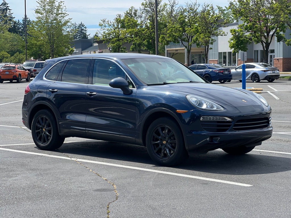 Photo 7 of this PORSCHE CAYENNE