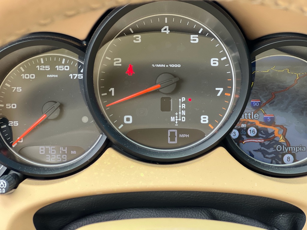 Photo 9 of this PORSCHE CAYENNE
