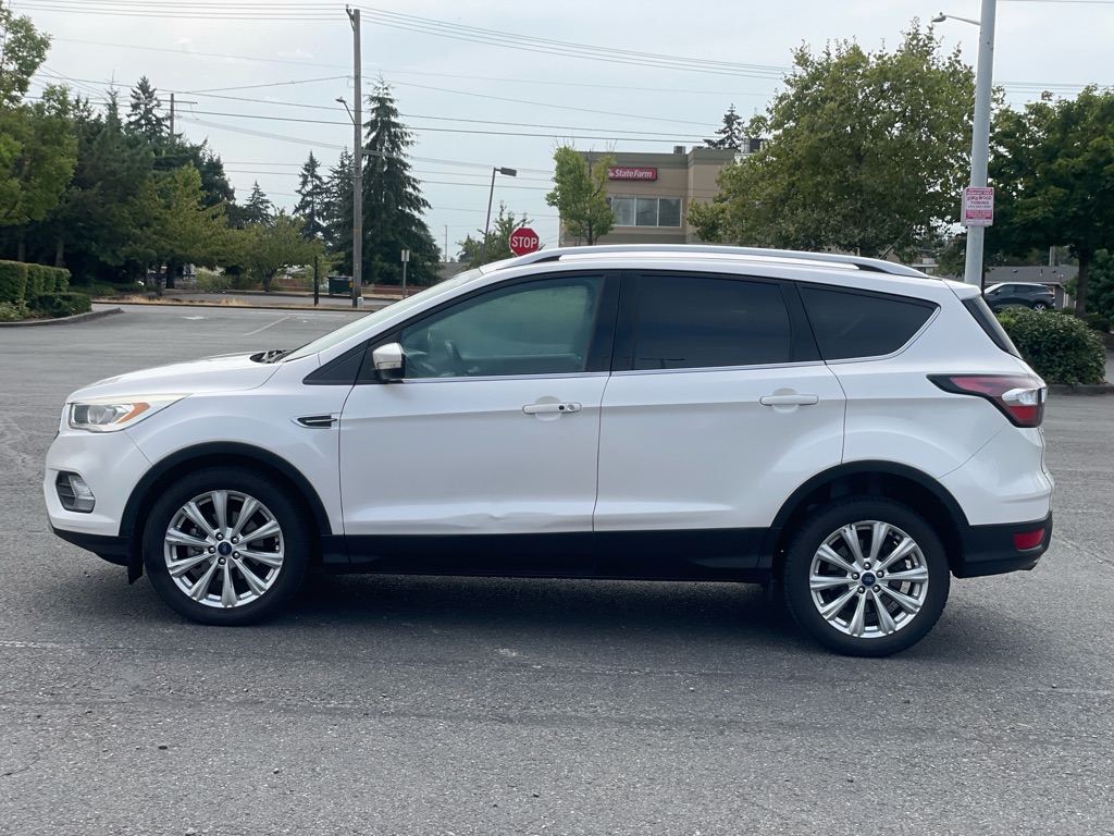 Photo 3 of this FORD ESCAPE