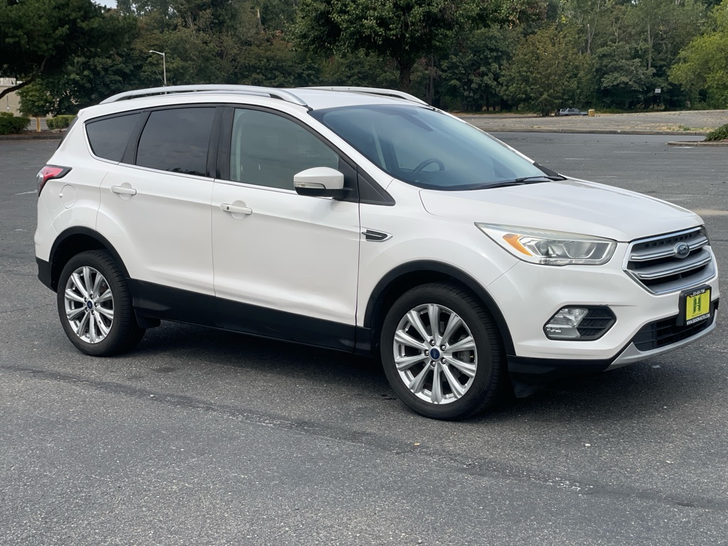 Photo 8 of this FORD ESCAPE