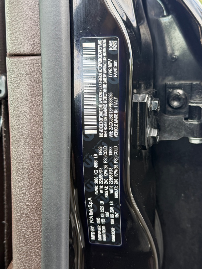 Photo 19 of this JEEP RENEGADE