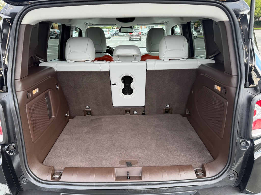 Photo 17 of this JEEP RENEGADE