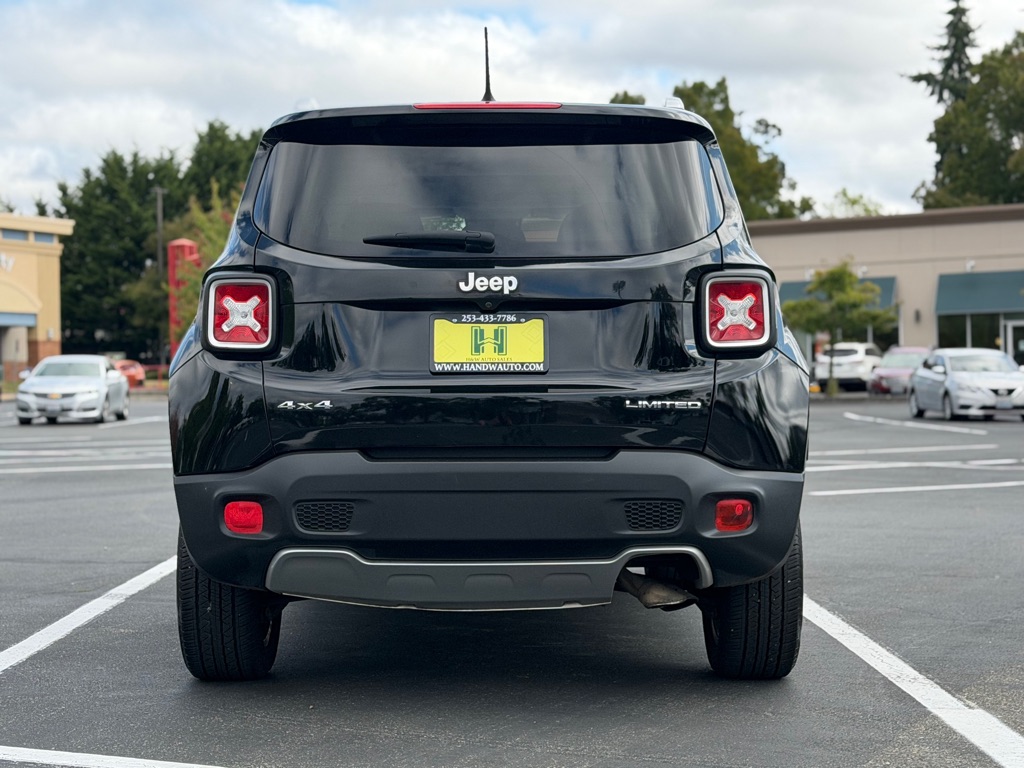 Photo 4 of this JEEP RENEGADE