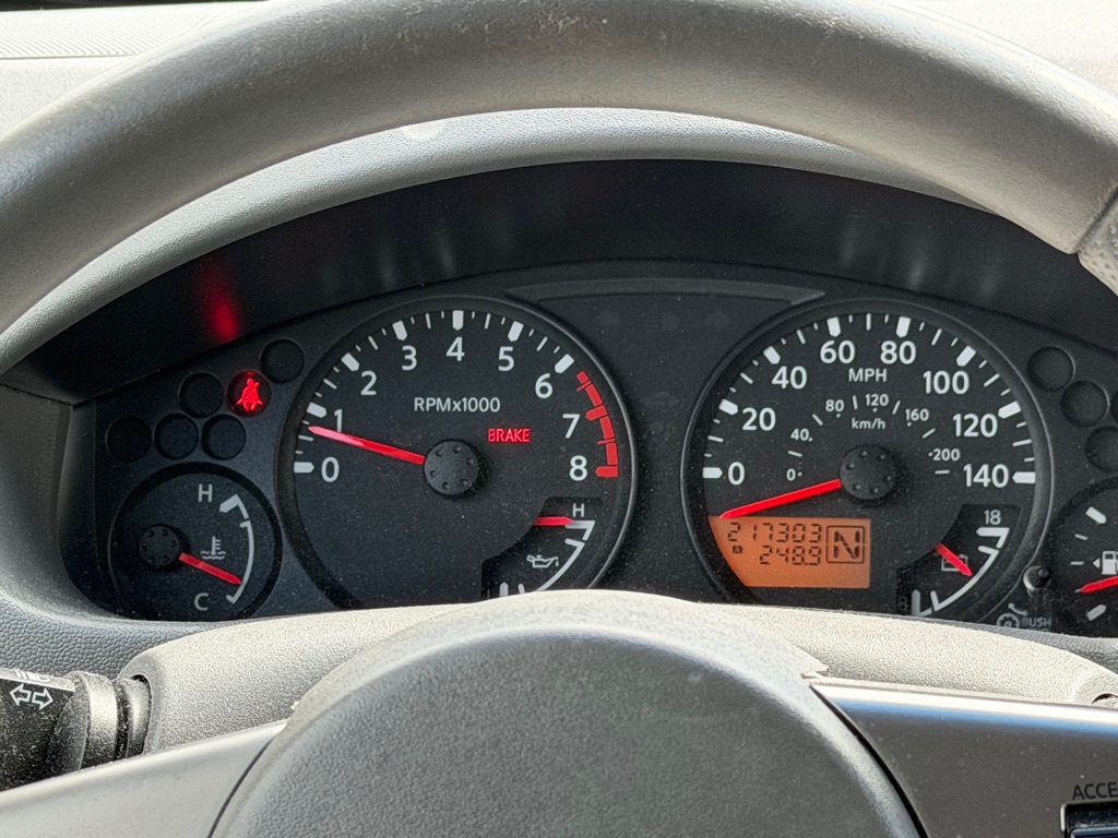 Photo 13 of this NISSAN FRONTIER