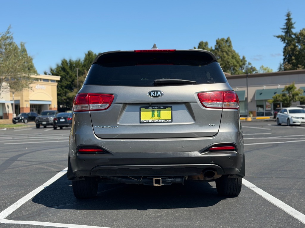 Photo 4 of this KIA SORENTO