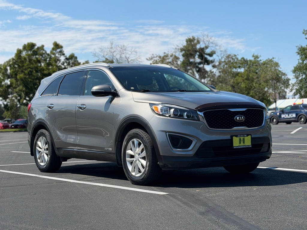 Photo 7 of this KIA SORENTO