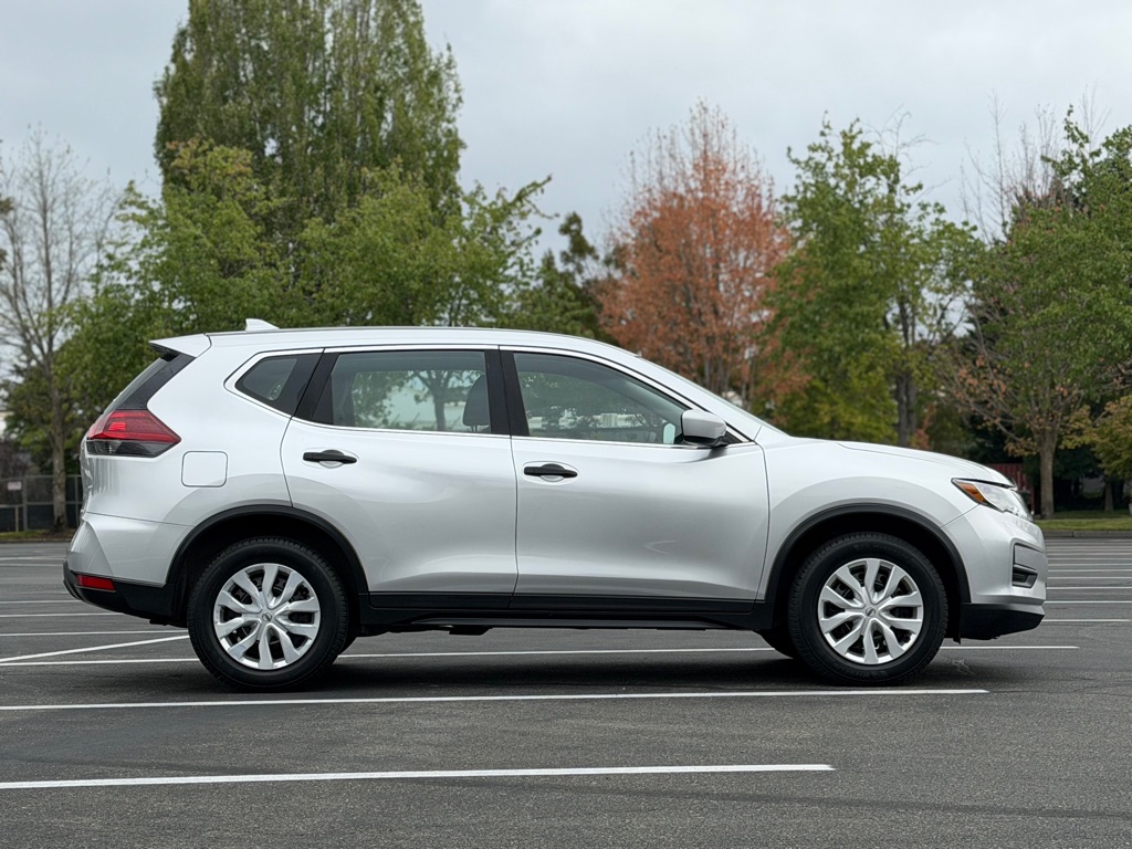 Photo 6 of this NISSAN ROGUE