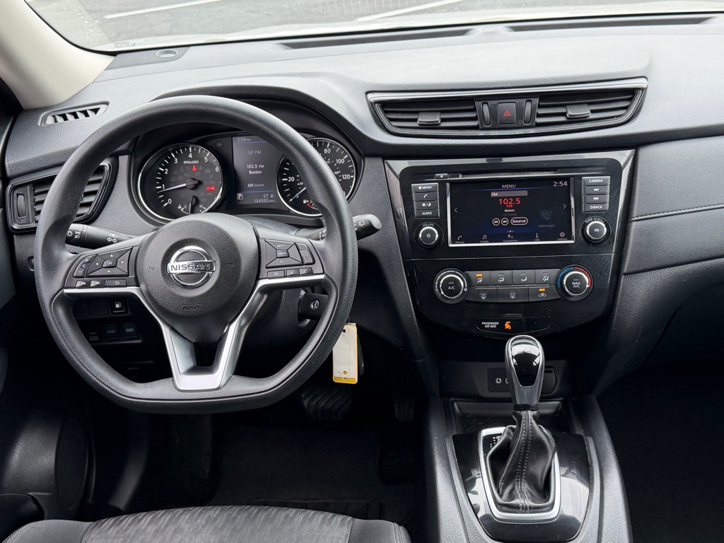 Photo 12 of this NISSAN ROGUE