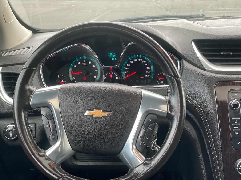Photo 10 of this CHEVROLET TRAVERSE