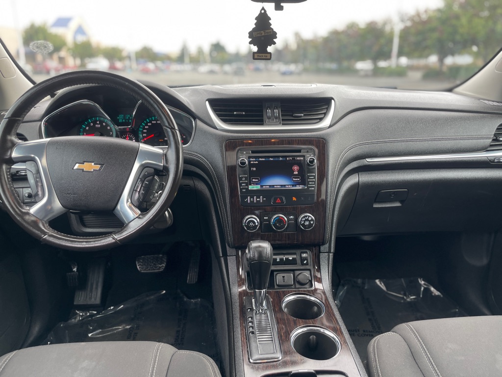 Photo 9 of this CHEVROLET TRAVERSE