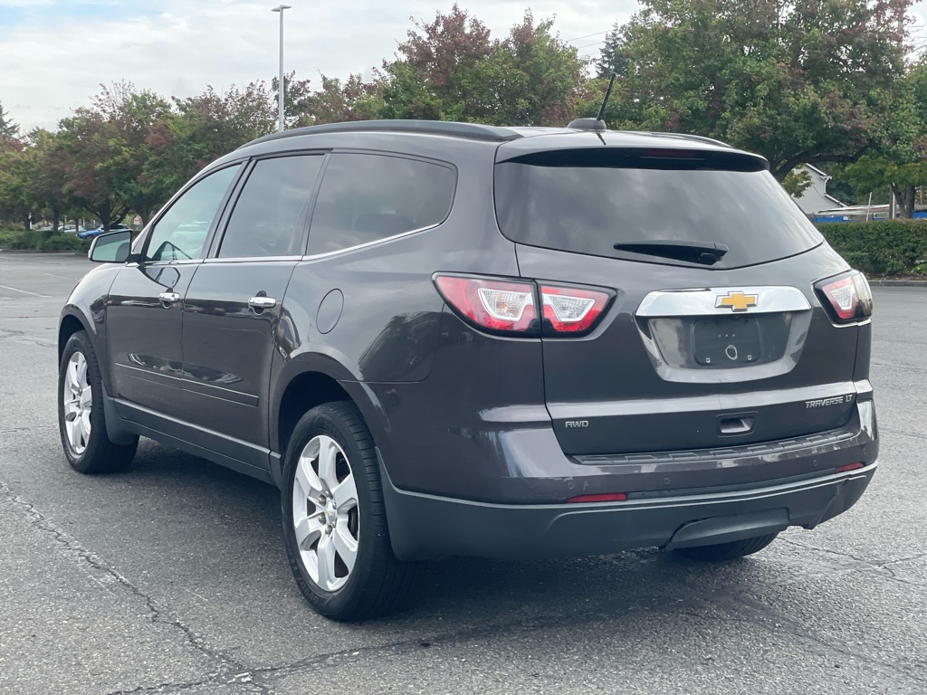 Photo 5 of this CHEVROLET TRAVERSE