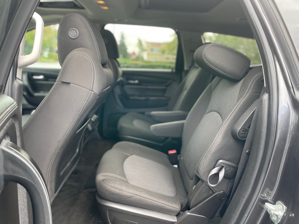 Photo 13 of this CHEVROLET TRAVERSE