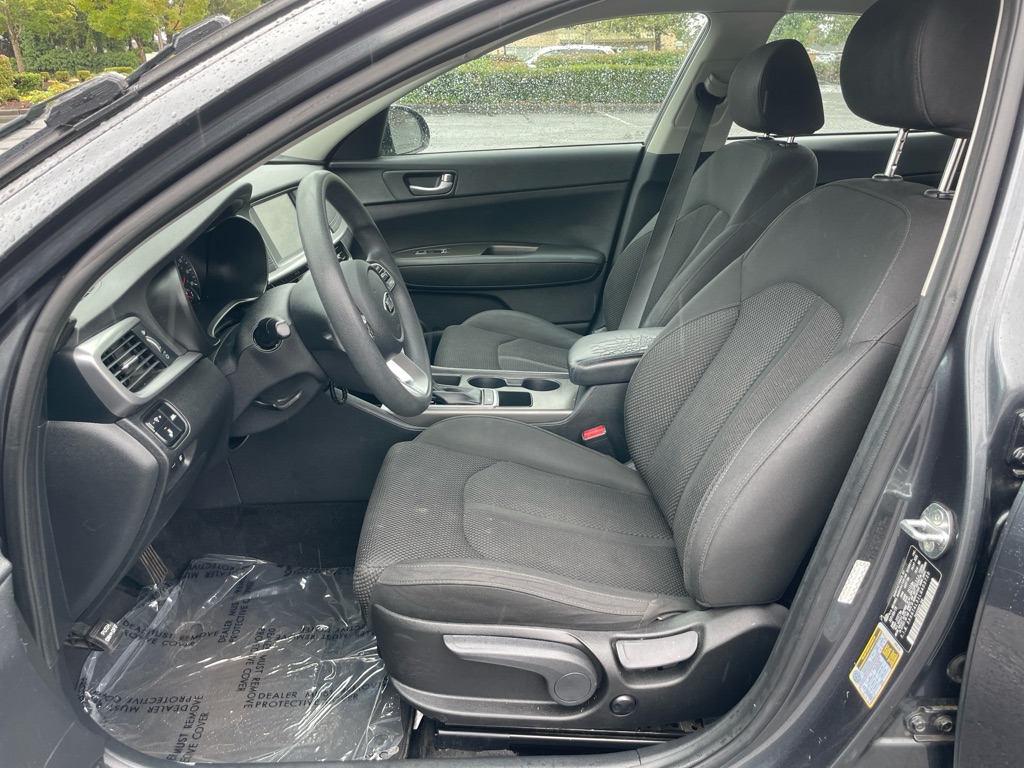 Photo 14 of this KIA OPTIMA