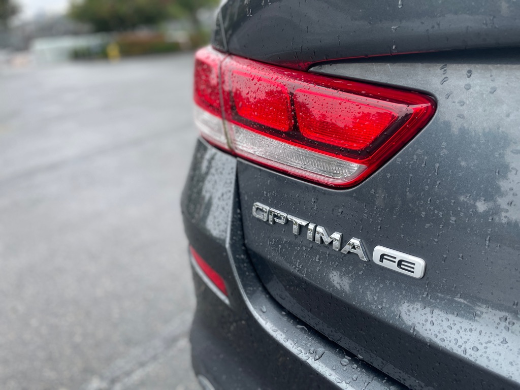 Photo 17 of this KIA OPTIMA