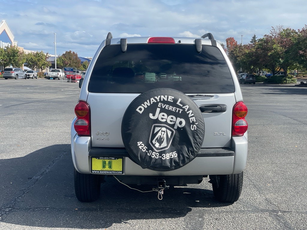 Photo 4 of this JEEP LIBERTY