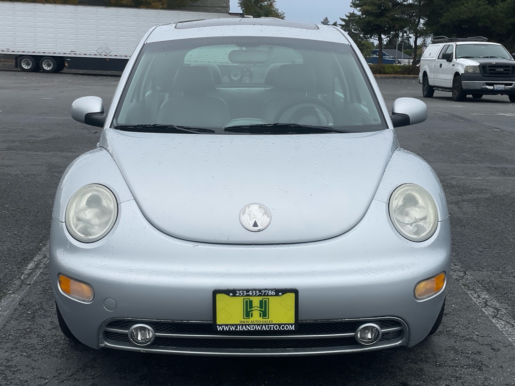 Photo 8 of this VOLKSWAGEN NEW BEETLE