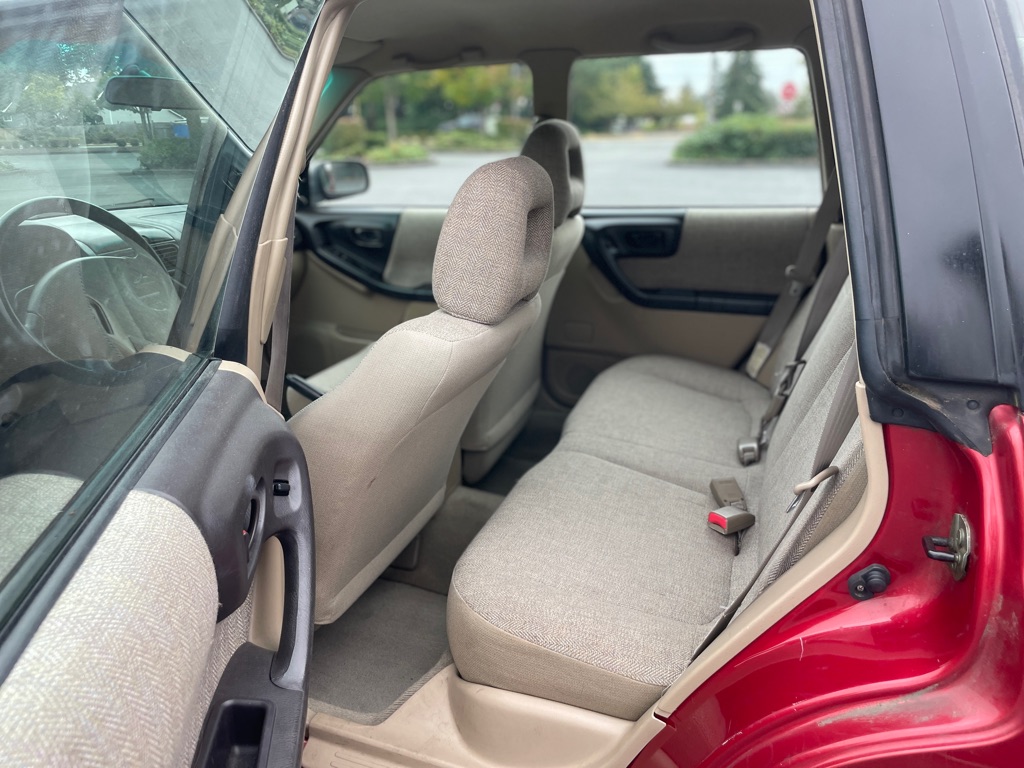 Photo 13 of this SUBARU FORESTER
