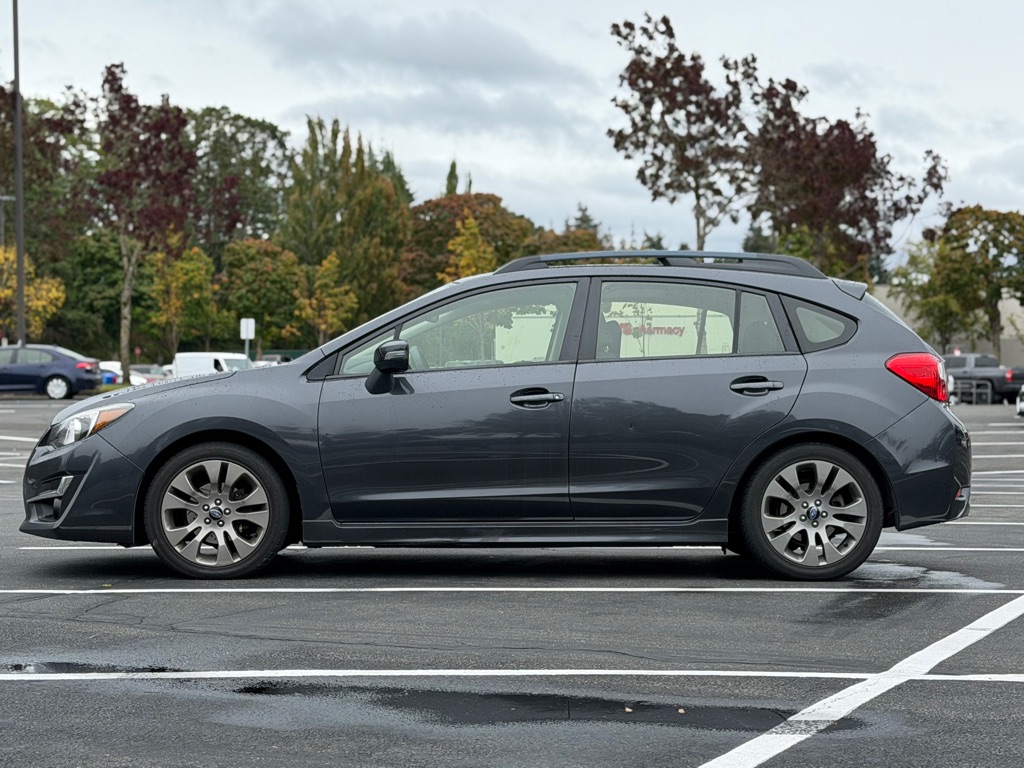 Photo 2 of this SUBARU IMPREZA