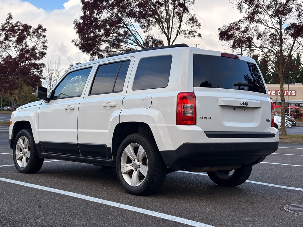 Photo 3 of this JEEP PATRIOT