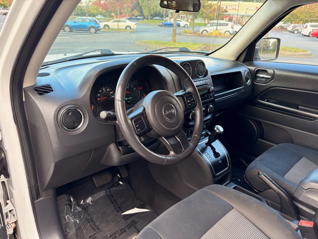 Photo 11 of this JEEP PATRIOT
