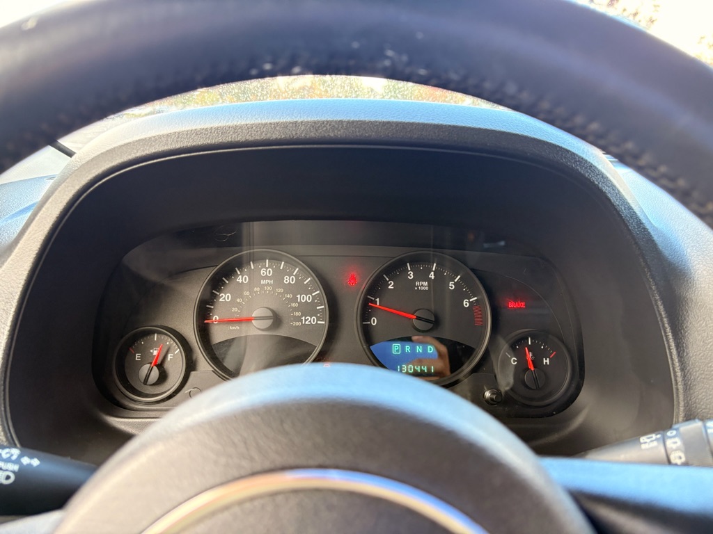 Photo 14 of this JEEP PATRIOT