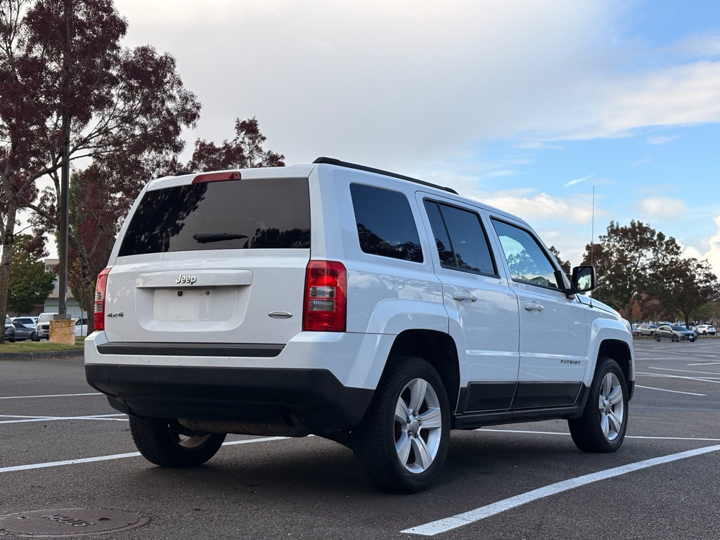 Photo 5 of this JEEP PATRIOT