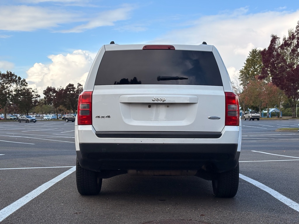 Photo 4 of this JEEP PATRIOT