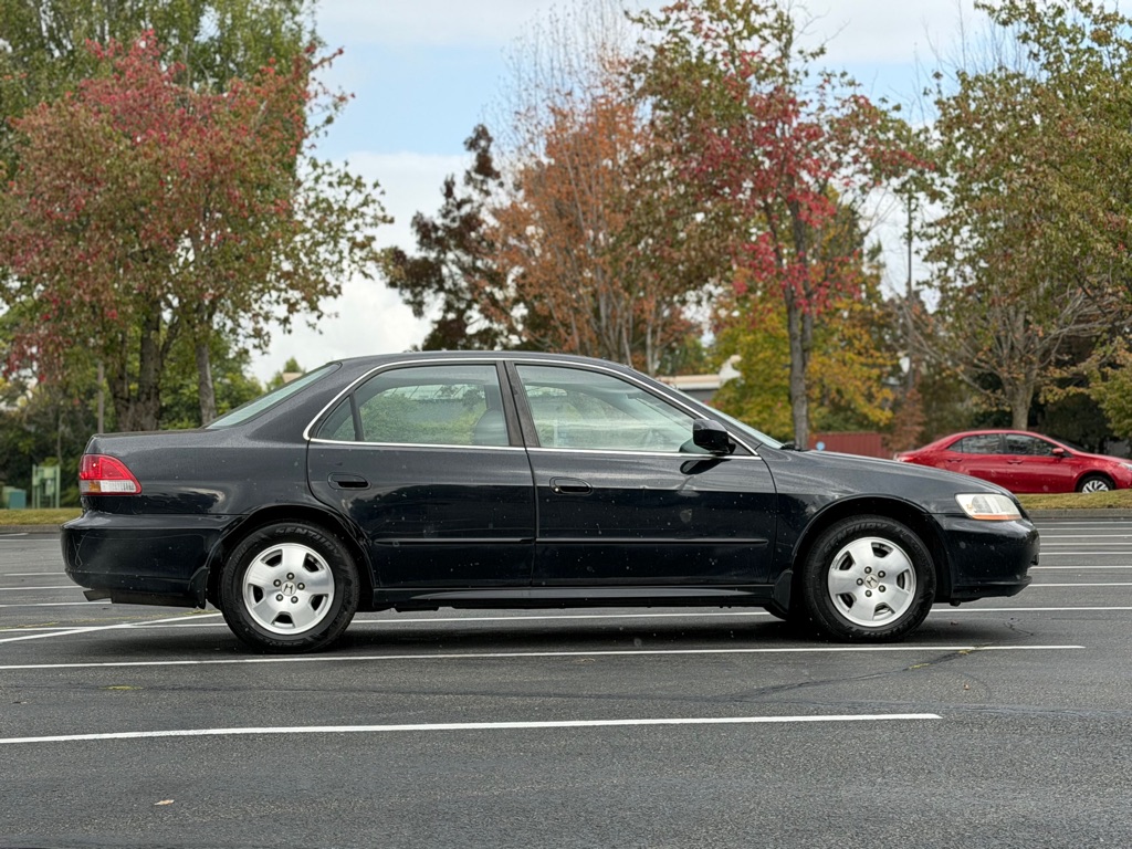 Photo 6 of this HONDA ACCORD
