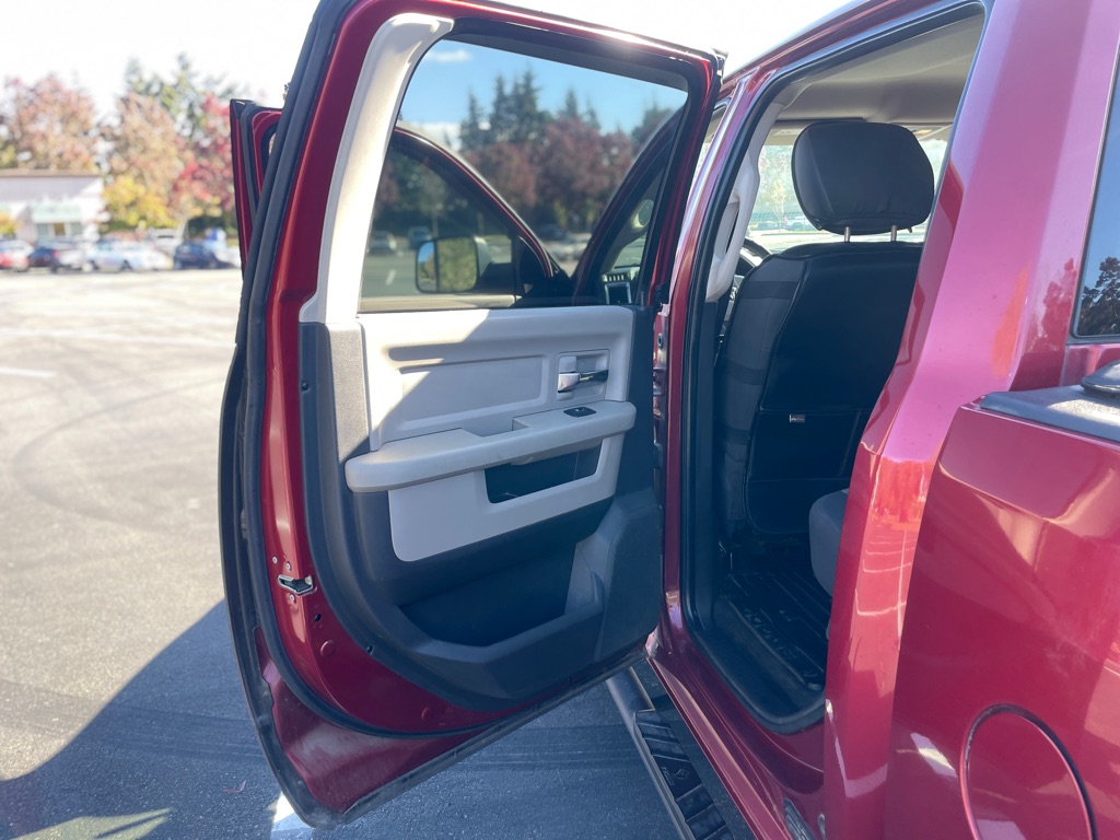 Photo 15 of this DODGE RAM 1500