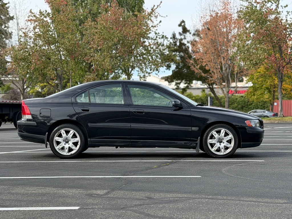Photo 6 of this VOLVO S60