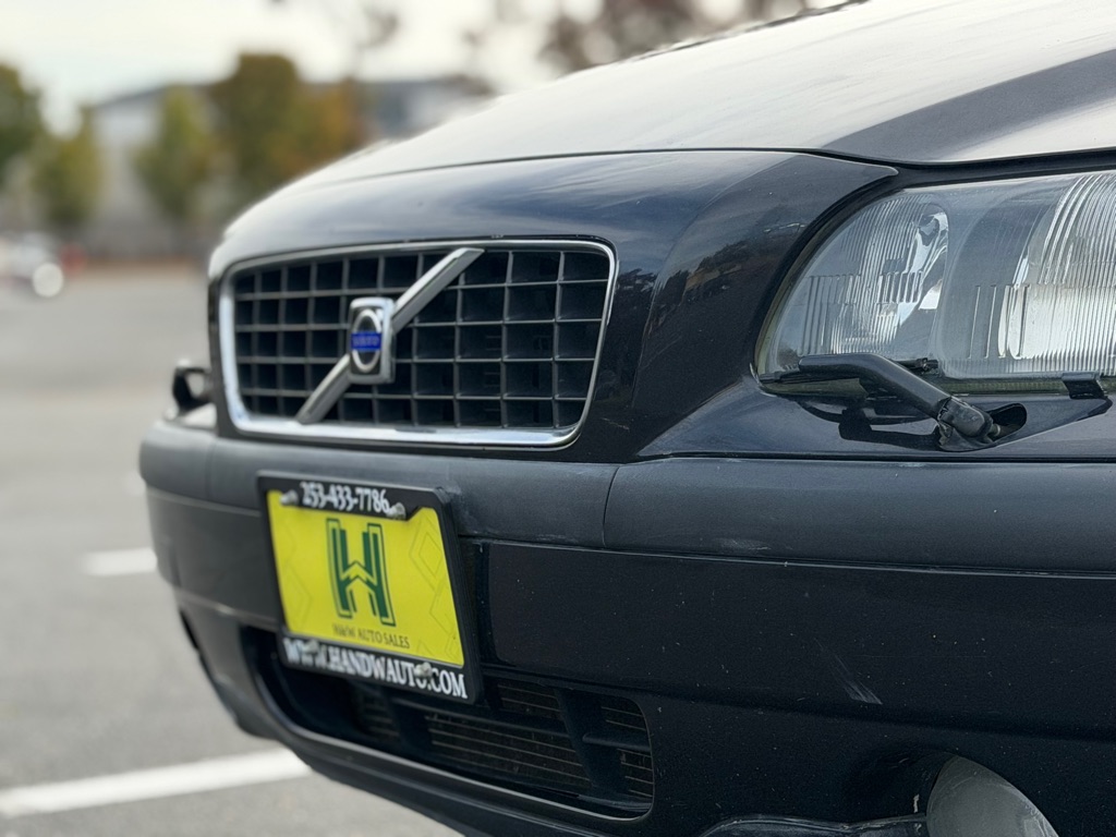 Photo 19 of this VOLVO S60