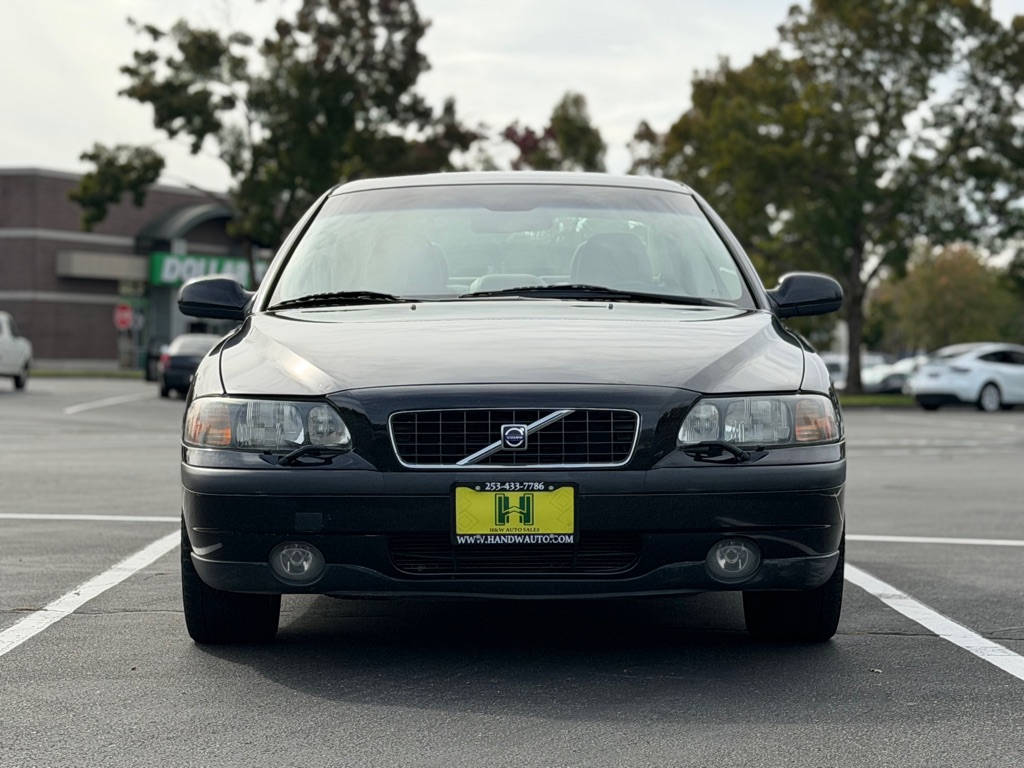 Photo 8 of this VOLVO S60