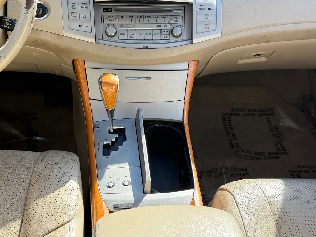 Photo 14 of this TOYOTA AVALON