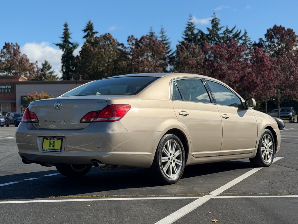 Photo 5 of this TOYOTA AVALON
