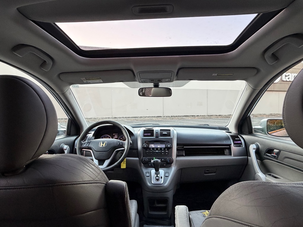 Photo 10 of this HONDA CR-V