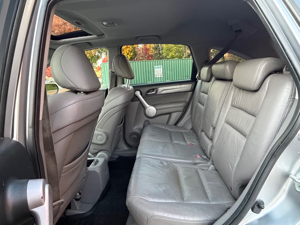 Photo 13 of this HONDA CR-V