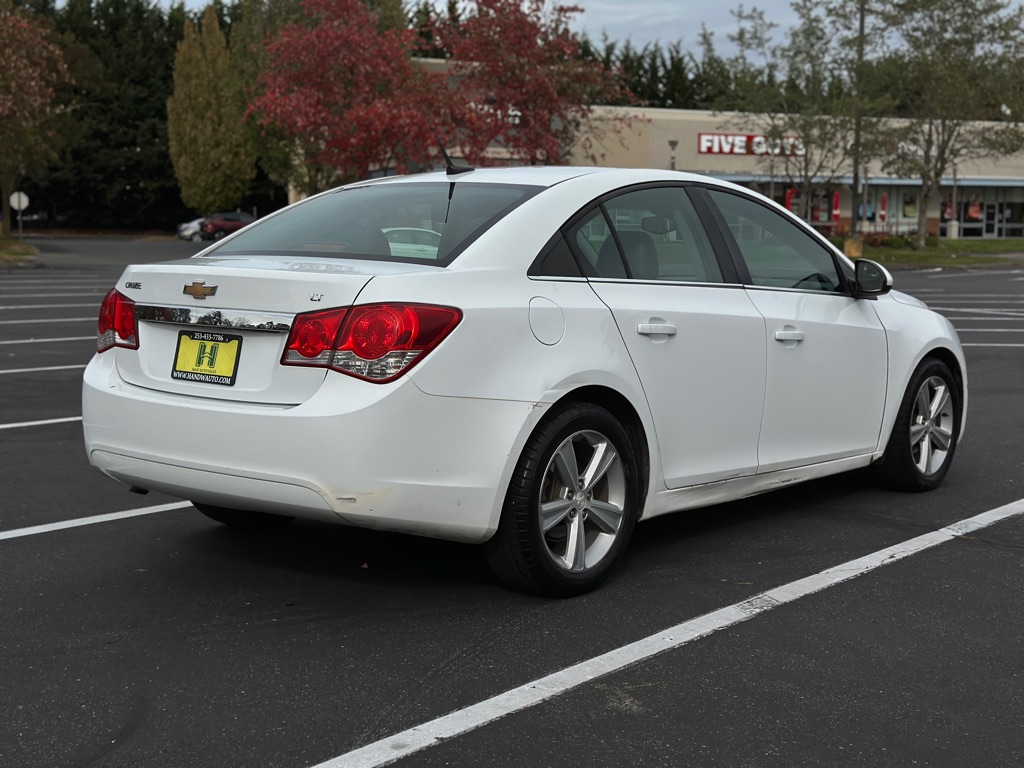 Photo 3 of this CHEVROLET CRUZE