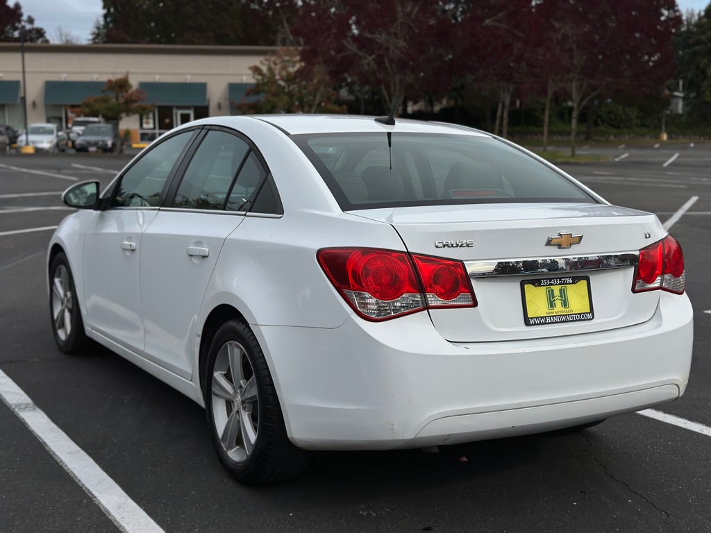 Photo 5 of this CHEVROLET CRUZE