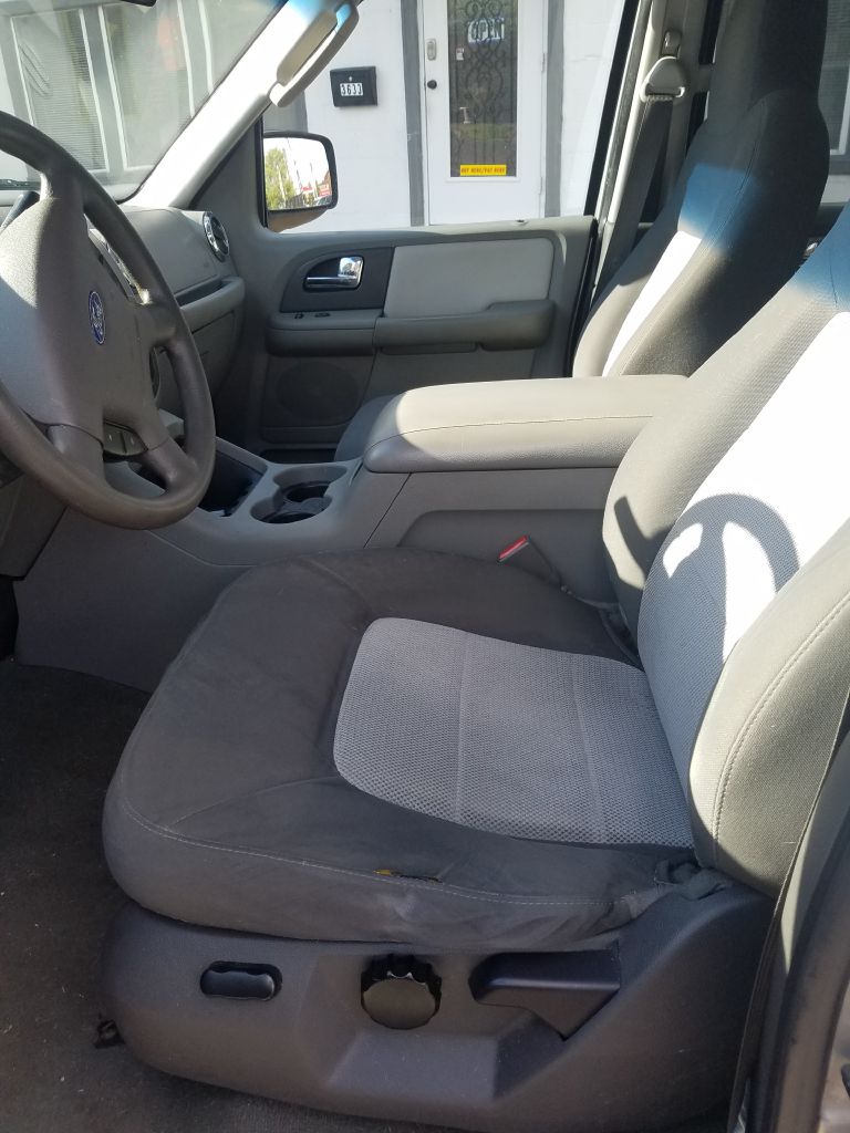 Photo 8 of this FORD EXPEDITION