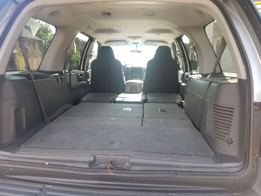 Photo 11 of this FORD EXPEDITION