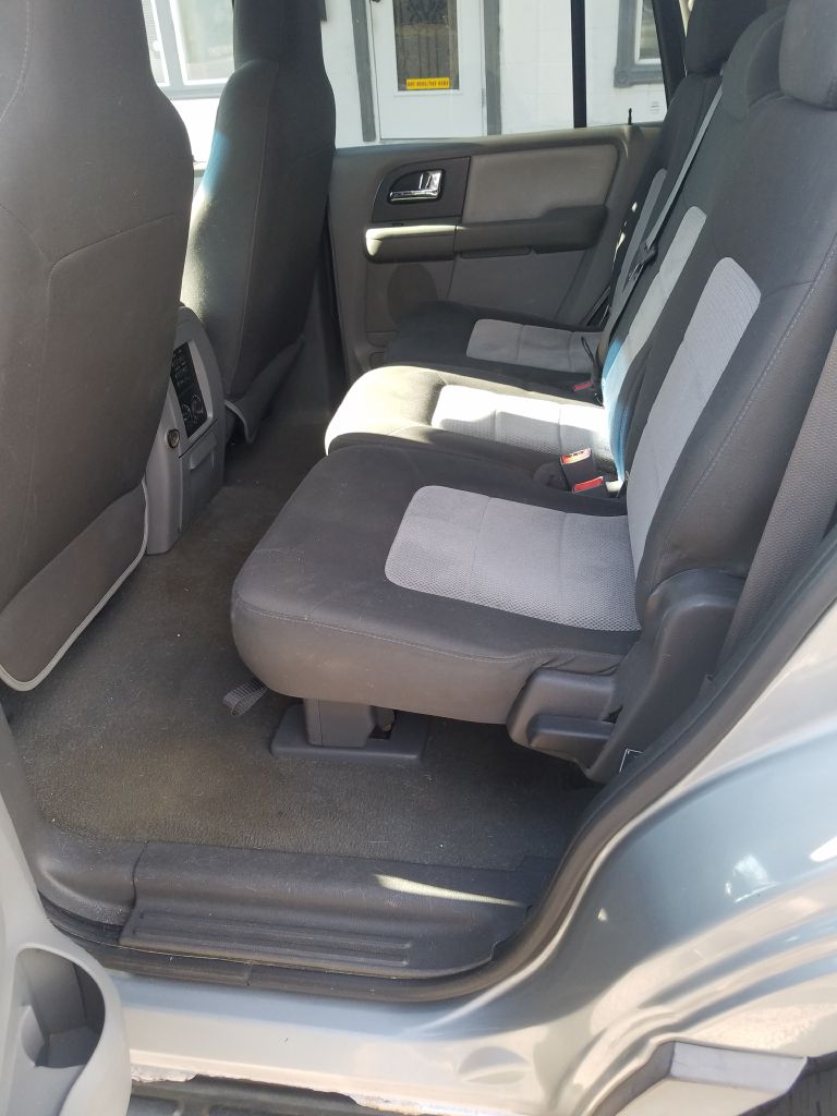 Photo 14 of this FORD EXPEDITION