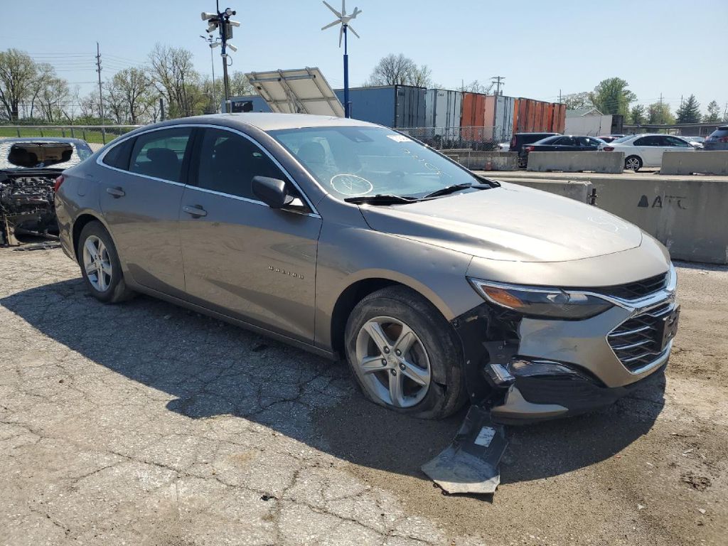 Photo 4 of this CHEVROLET MALIBU
