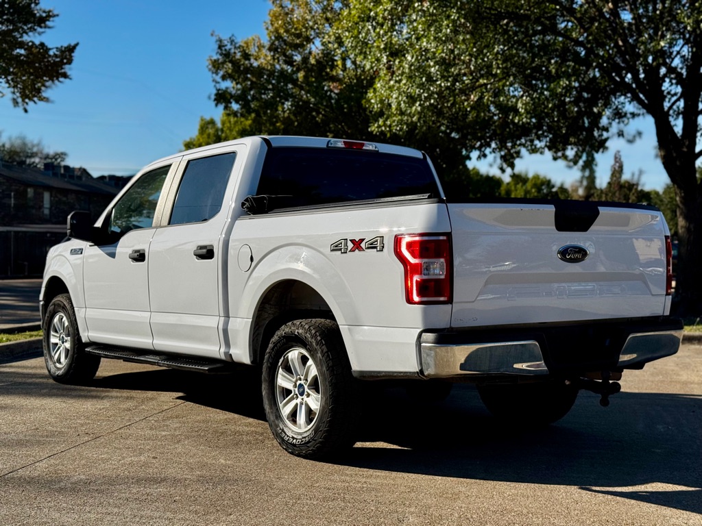 Photo 4 of this FORD F150