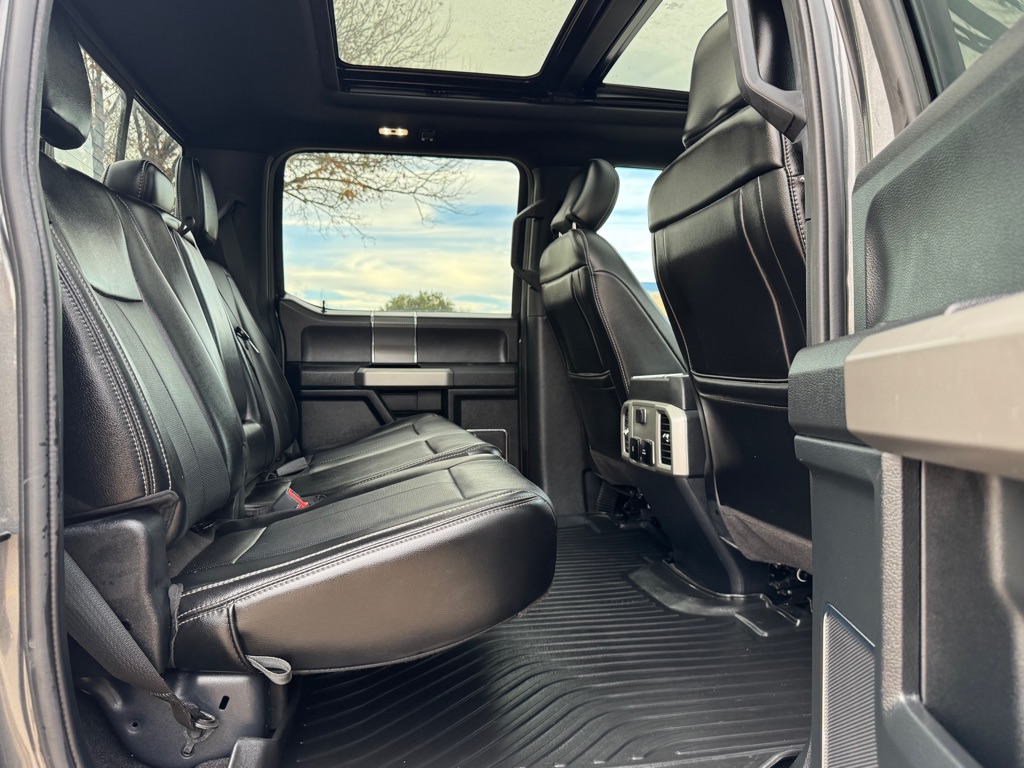 Photo 23 of this FORD F-150