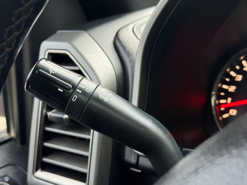 Photo 13 of this FORD F-150