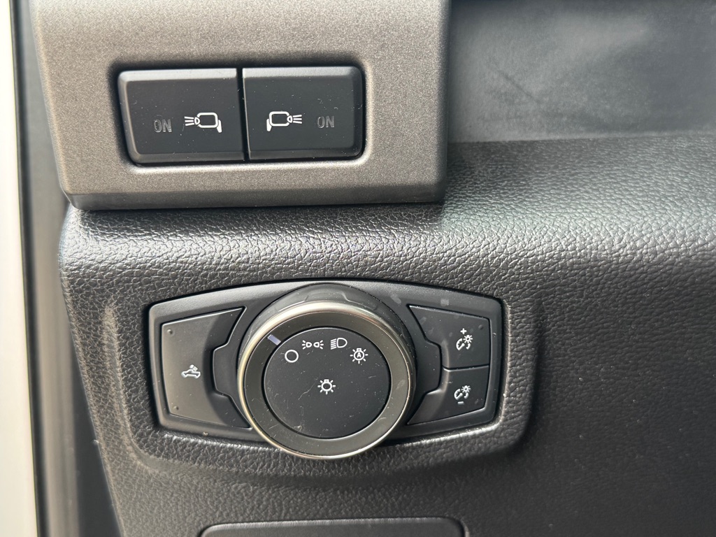 Photo 8 of this FORD F-150