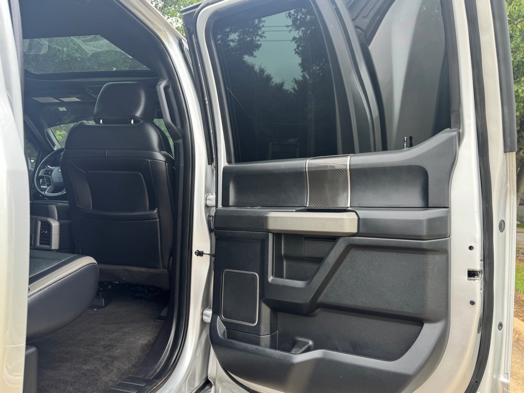 Photo 27 of this FORD F-150