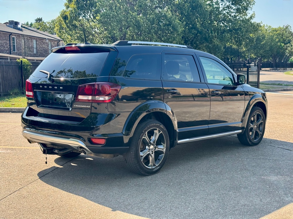 Photo 3 of this DODGE JOURNEY