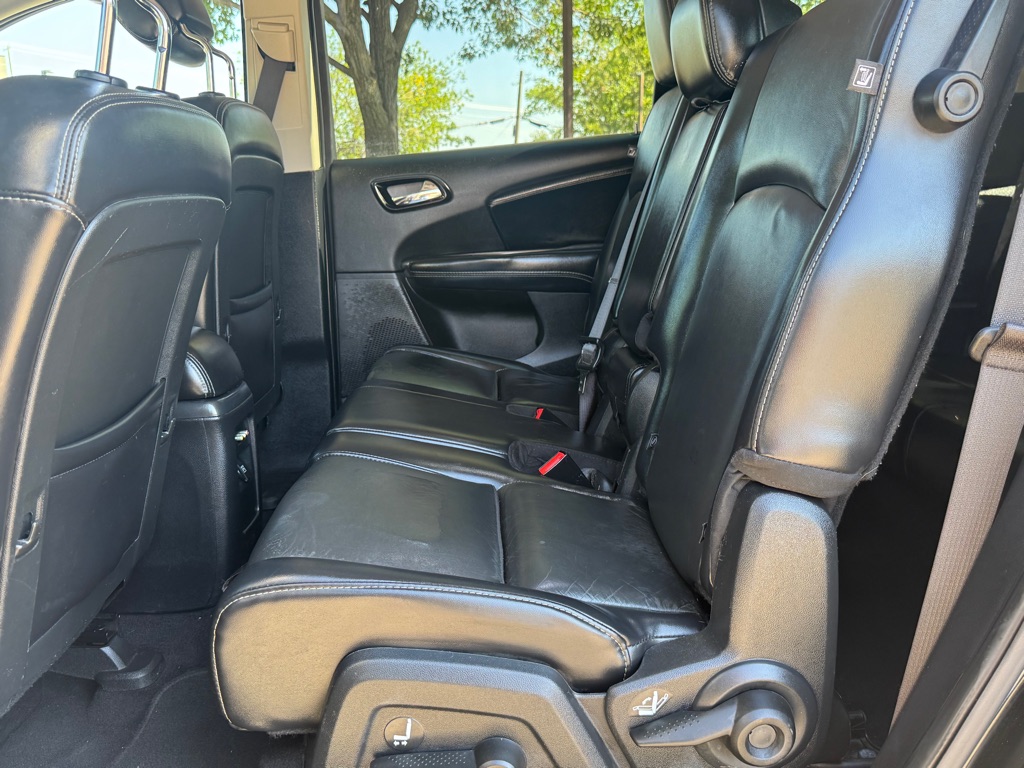 Photo 25 of this DODGE JOURNEY